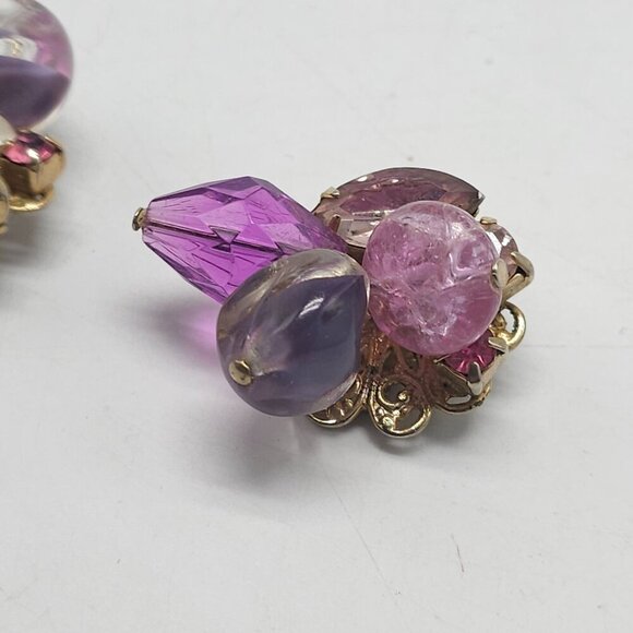 Vintage Clip On Earrings Pink Purple Glass Beads Gold Tone Metal Filigree - Picture 3 of 5